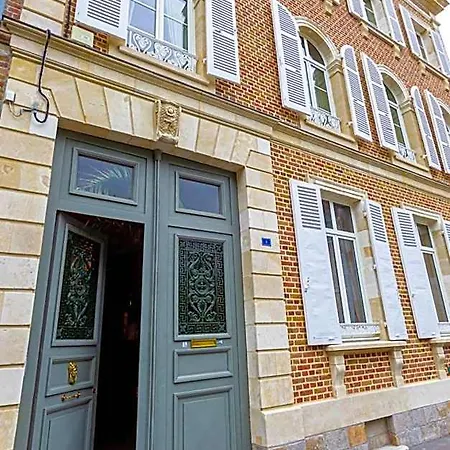 Maison Longuevie Panzió 4*