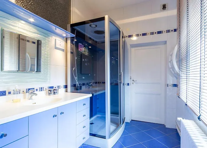 Bed & Breakfast Maison Longuevie