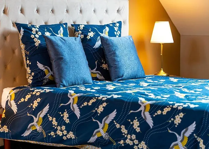 Bed & Breakfast Maison Longuevie 4*